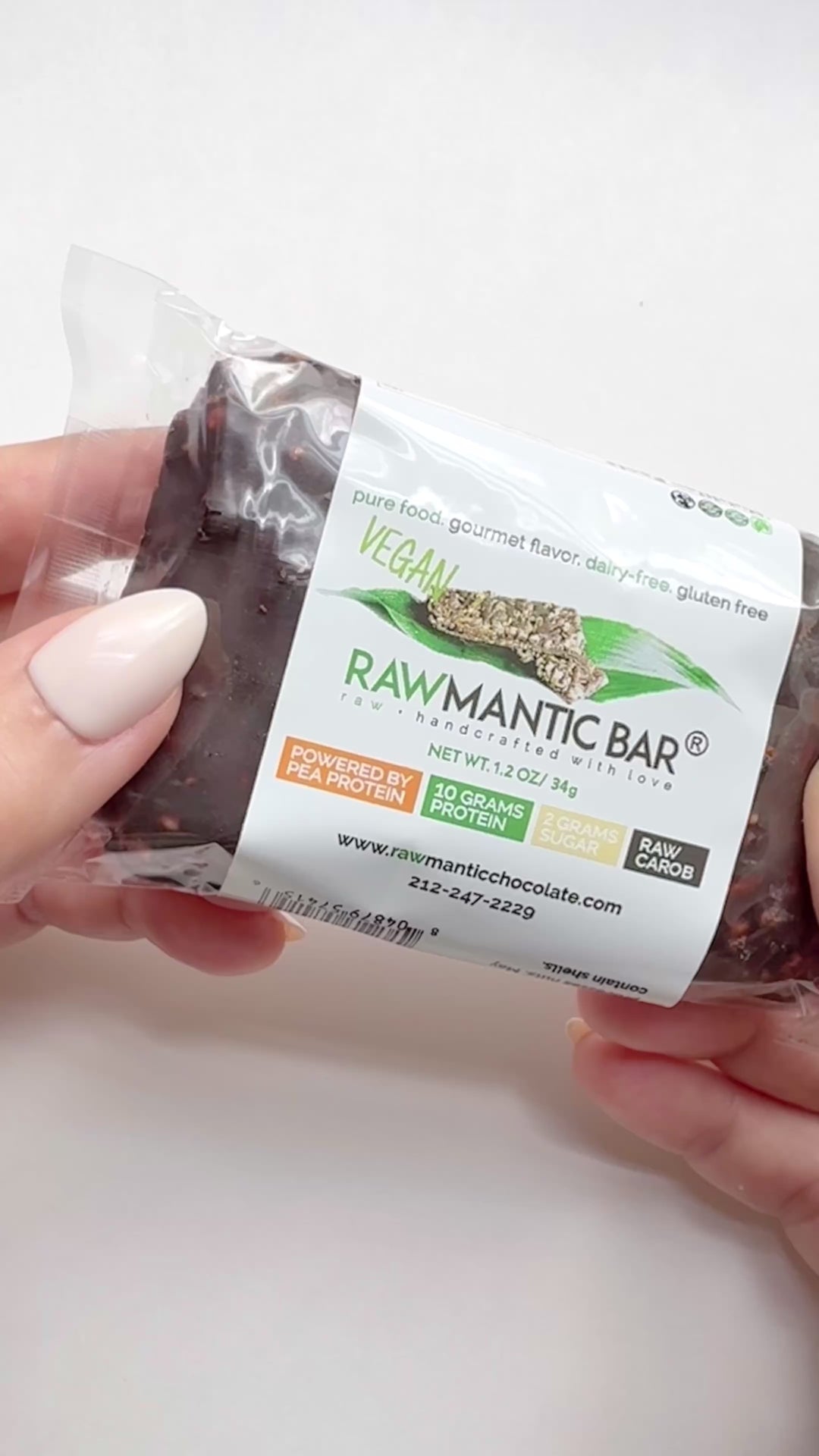 VEGAN CAROB WHOLE GRAIN HIPPOCRATES INSTITUTE NUTRITIONAL BAR.1.2oz/34g
